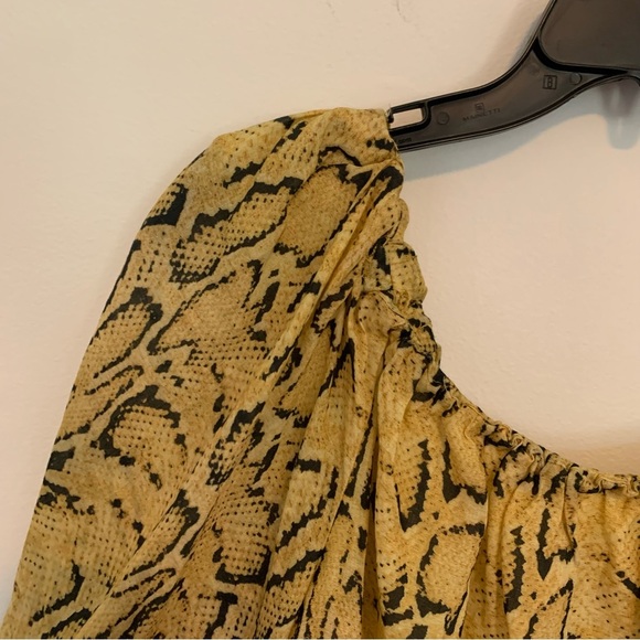 Women’s FRAME Ramie Cotton Blend Snakeskin Print Off Shoulder Blouse Size Large - Picture 5 of 14